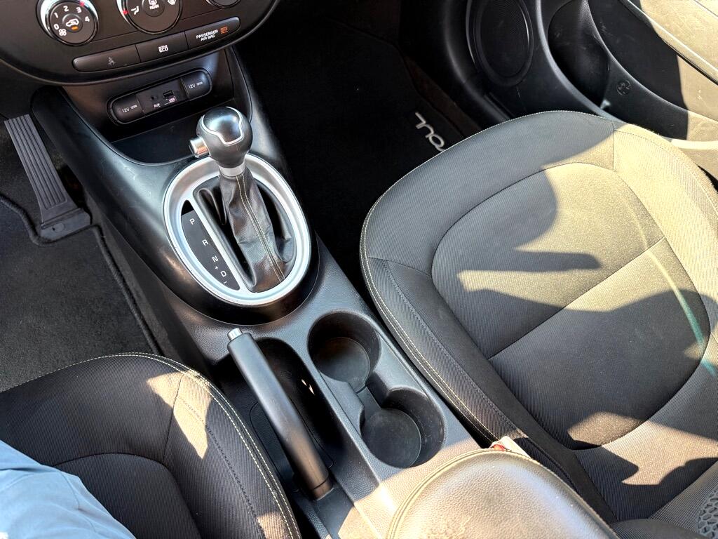 Kia Soul + 2015 Kia Soul + 2015