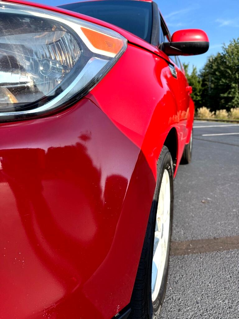 Kia Soul + 2015 Kia Soul + 2015