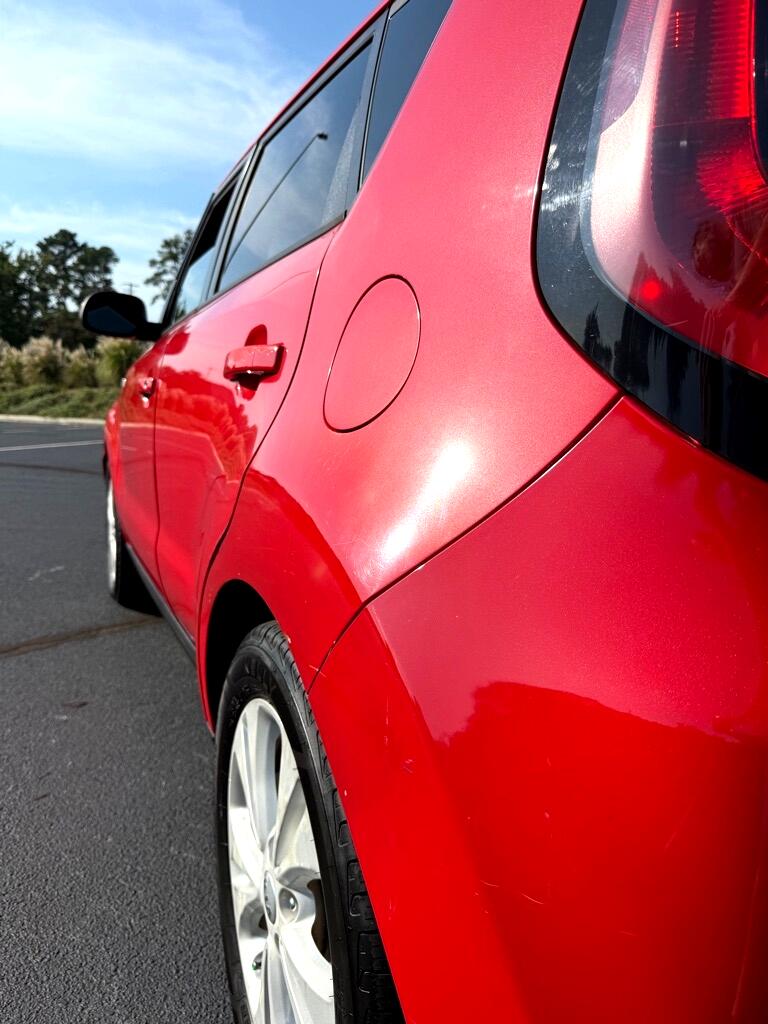 Kia Soul + 2015 Kia Soul + 2015