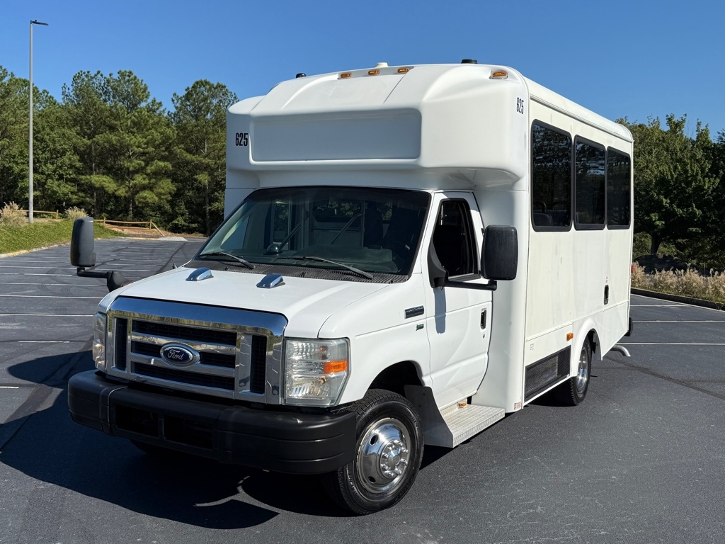 2015 Ford Econoline E350