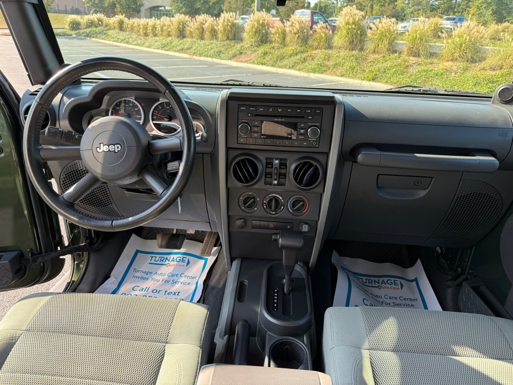 Jeep Wrangler Unlimited Sahara 2WD 2007