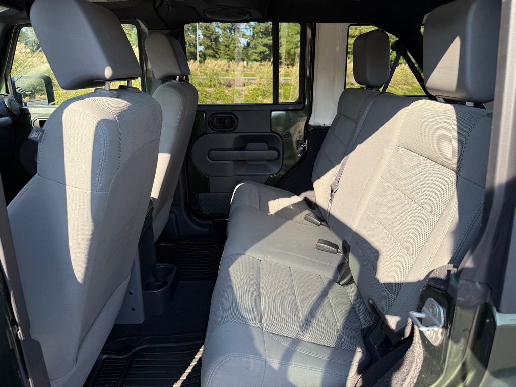 Jeep Wrangler Unlimited Sahara 2WD 2007