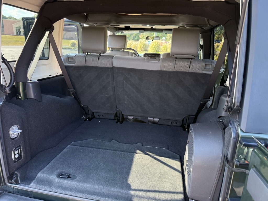 Jeep Wrangler Unlimited Sahara 2WD 2007