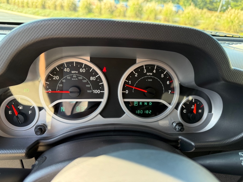 Jeep Wrangler Unlimited Sahara 2WD 2007