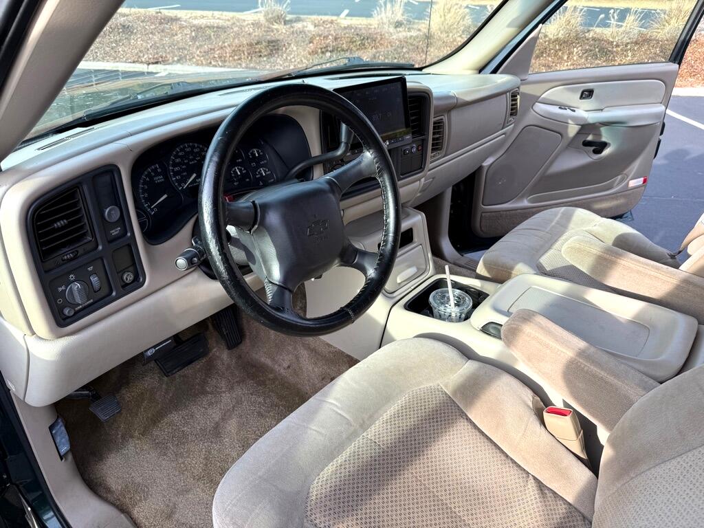 Chevrolet Suburban C1500 2WD 2001