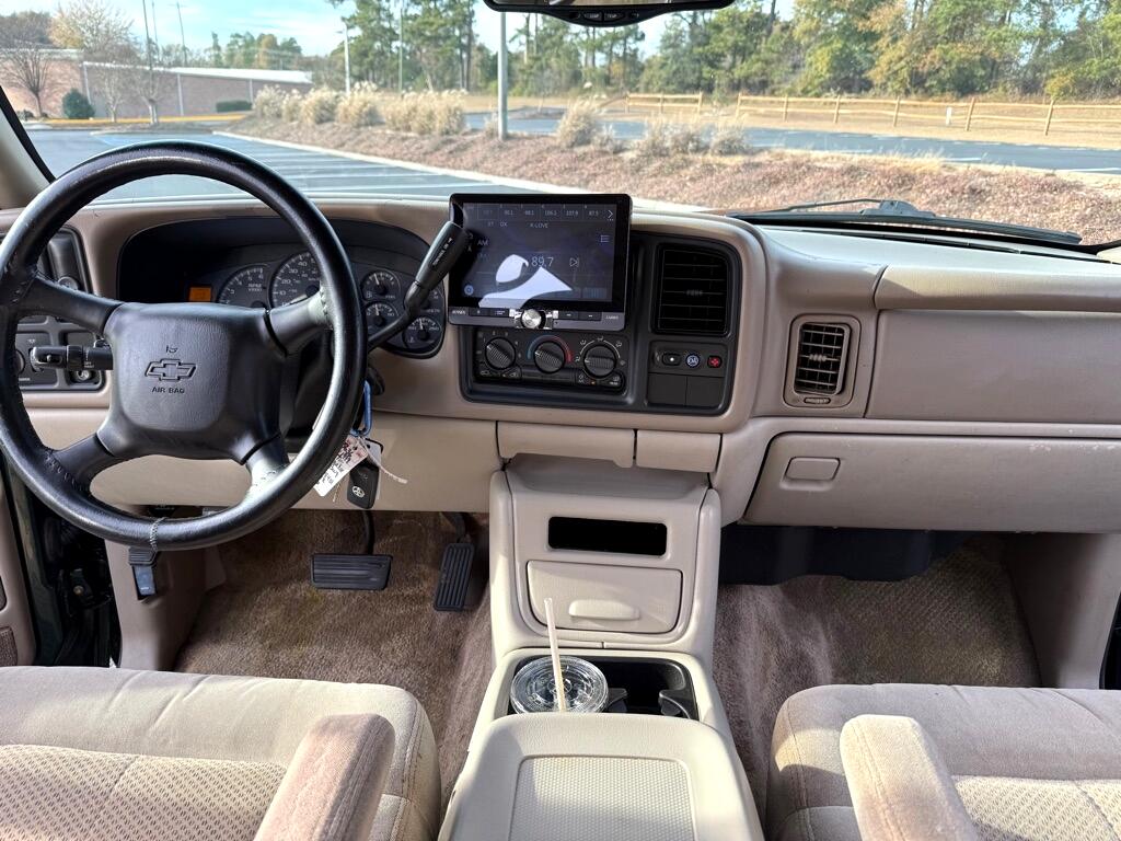 Chevrolet Suburban C1500 2WD 2001