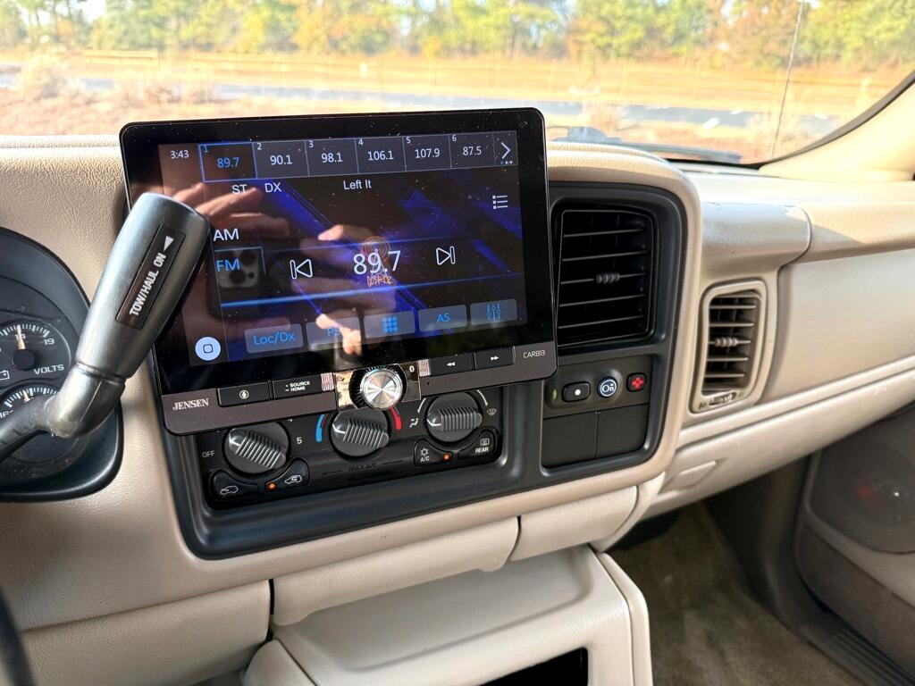 Chevrolet Suburban C1500 2WD 2001