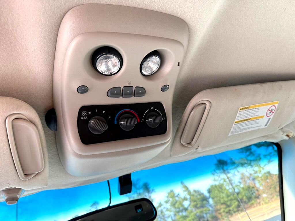 Chevrolet Suburban C1500 2WD 2001