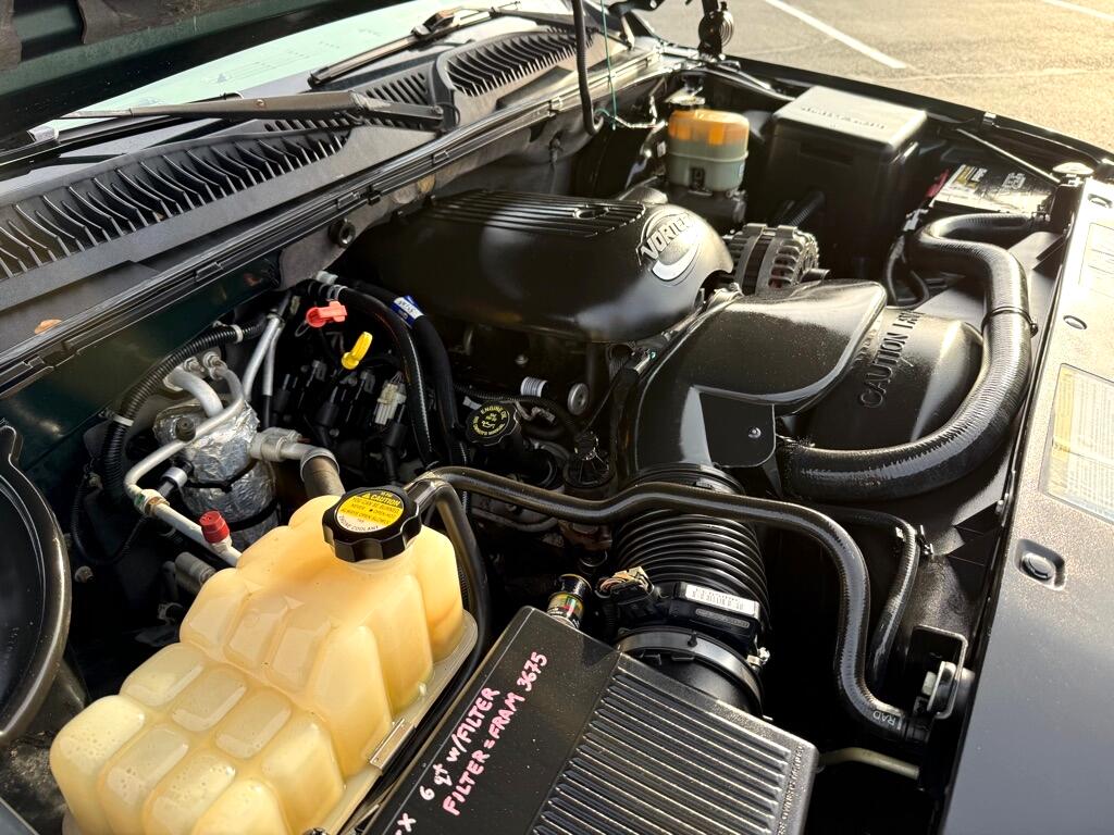 Chevrolet Suburban C1500 2WD 2001