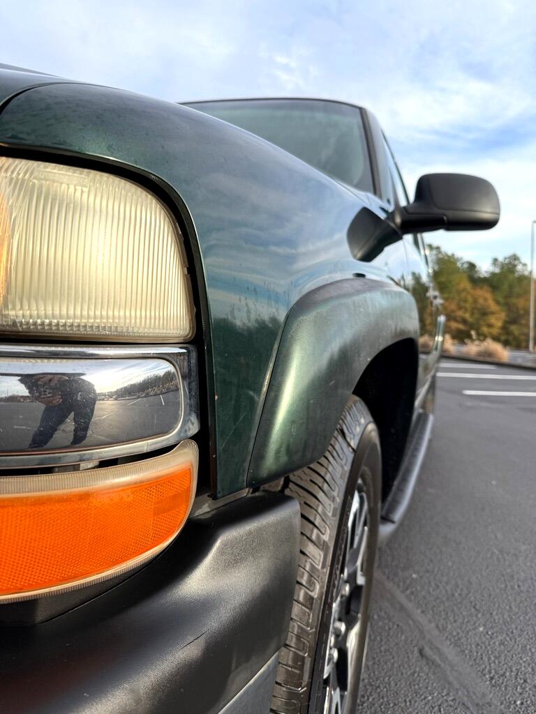 Chevrolet Suburban C1500 2WD 2001