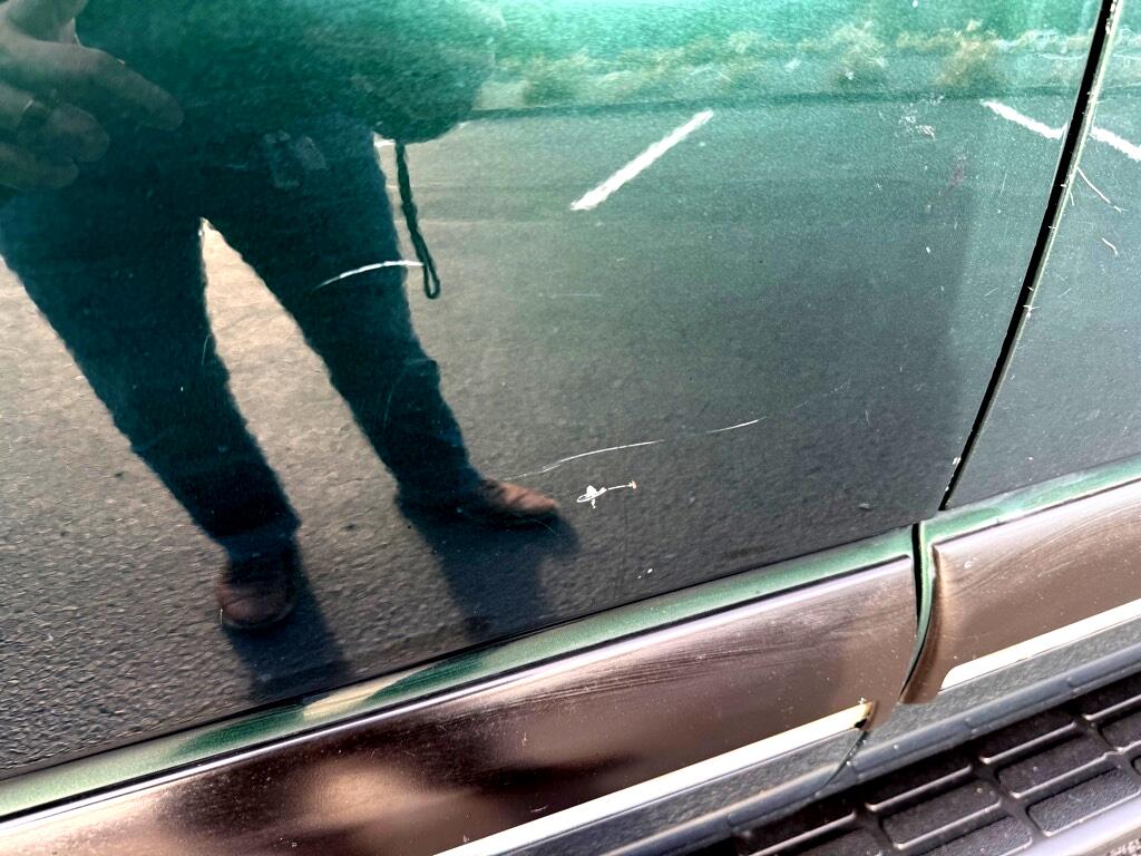 Chevrolet Suburban C1500 2WD 2001