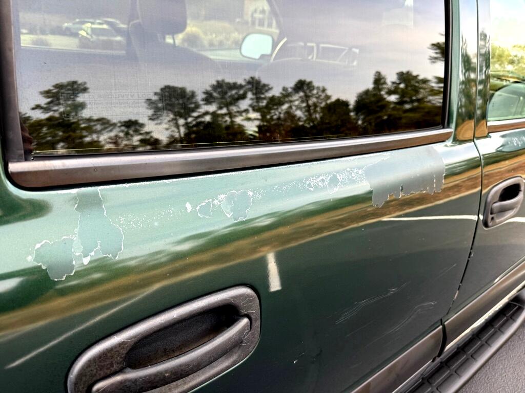 Chevrolet Suburban C1500 2WD 2001