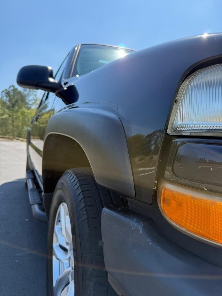 Chevrolet Suburban 1500 4WD 2002