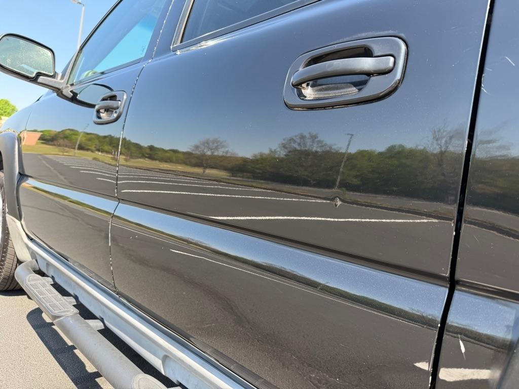 Chevrolet Suburban 1500 4WD 2002