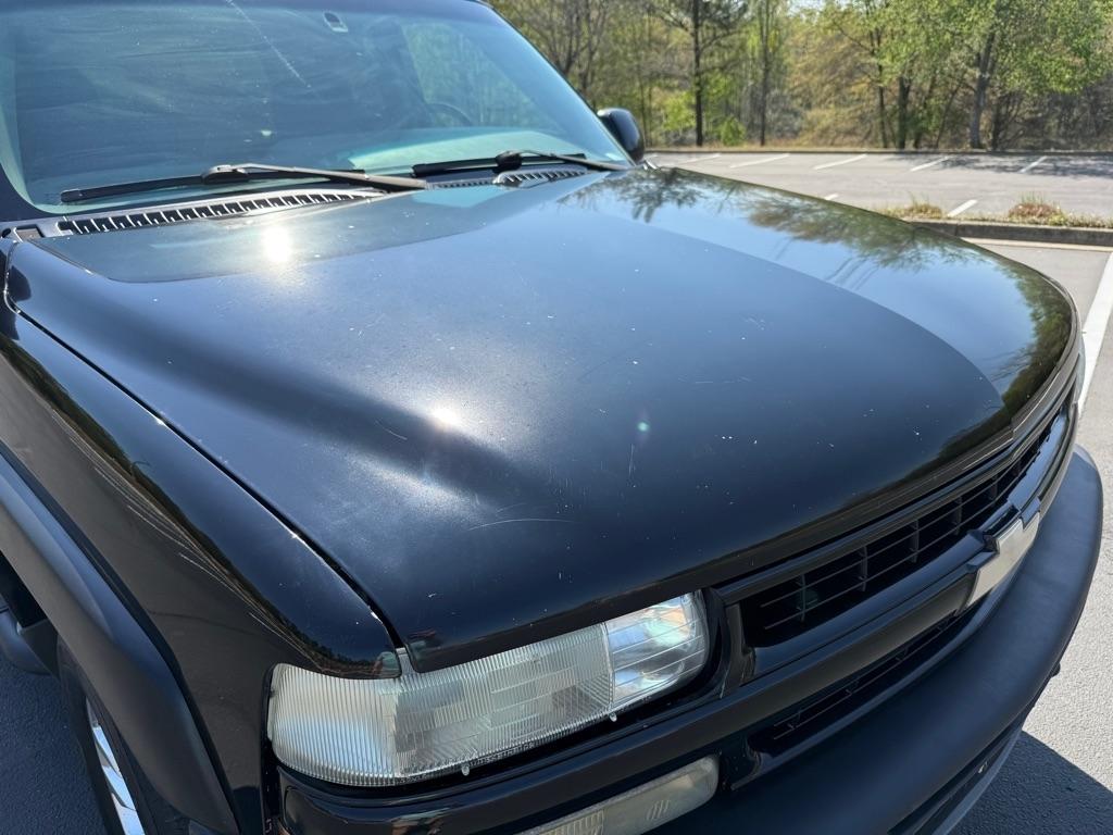 Chevrolet Suburban 1500 4WD 2002