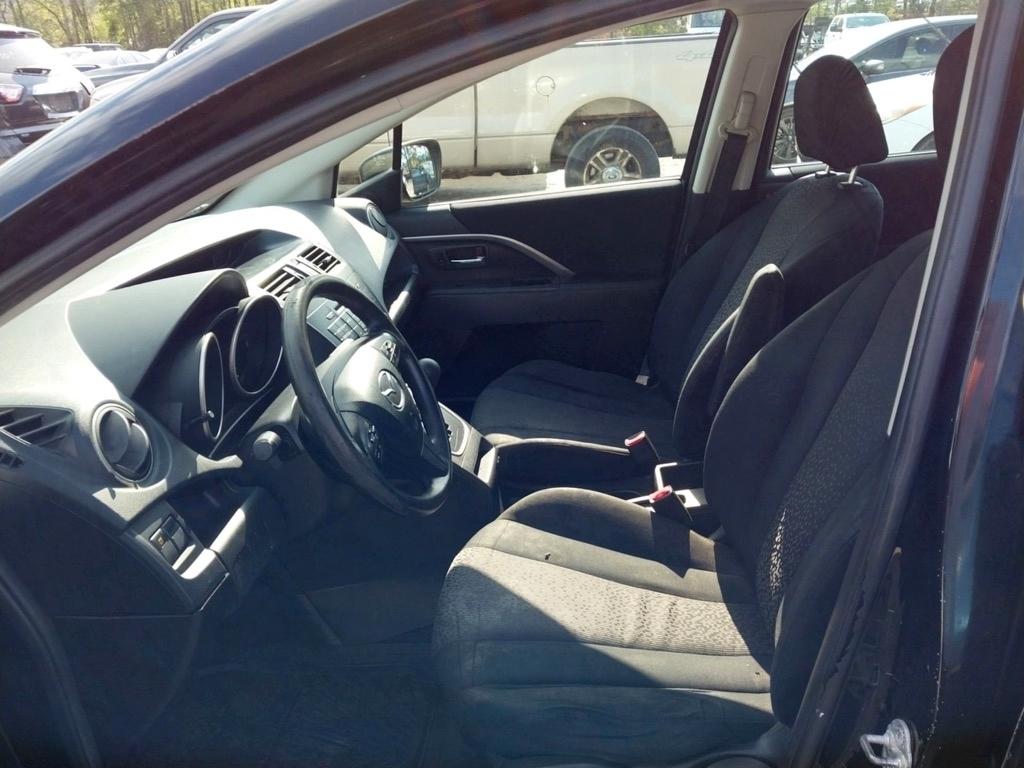 Mazda MAZDA5 Sport 2012