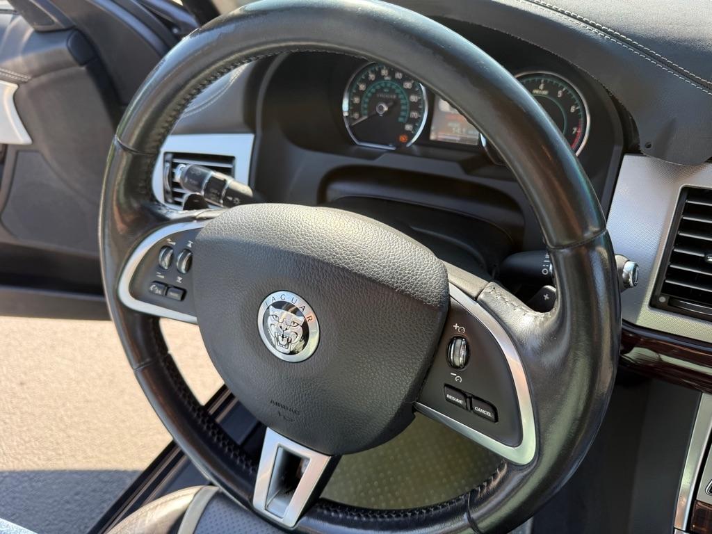 Jaguar XF-Series XF Portfolio 2012