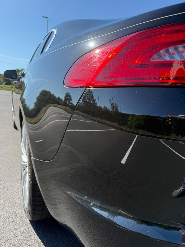 Jaguar XF-Series XF Portfolio 2012