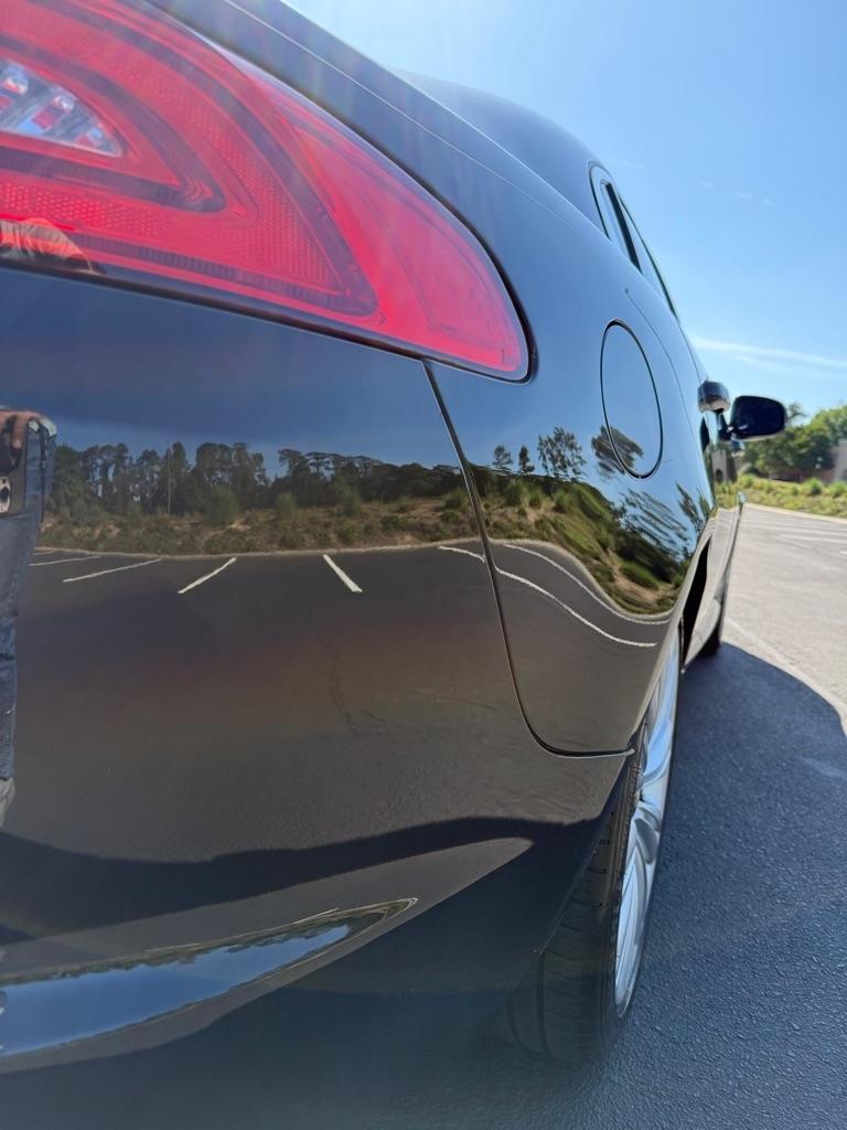 Jaguar XF-Series XF Portfolio 2012
