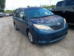 2012 Toyota Sienna 