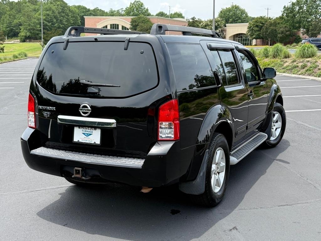 Nissan Pathfinder S 2WD 2012
