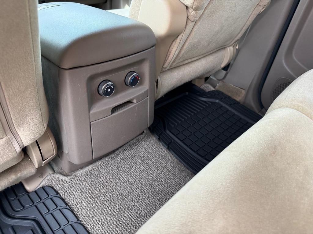 Nissan Pathfinder S 2WD 2012