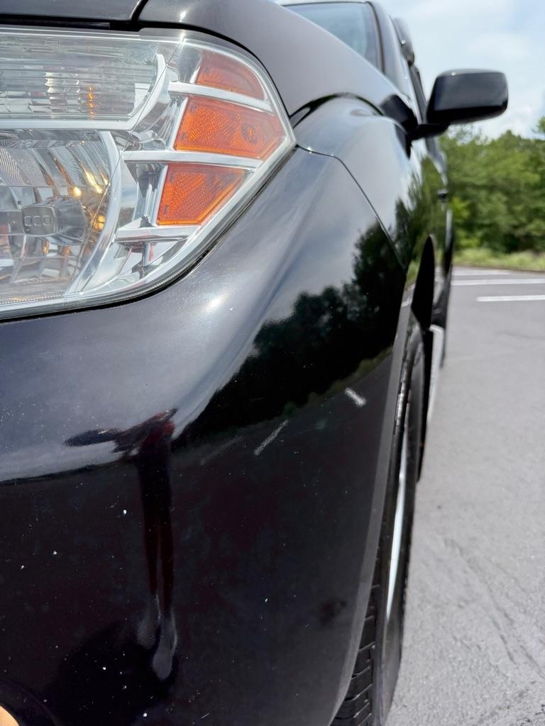 Nissan Pathfinder S 2WD 2012