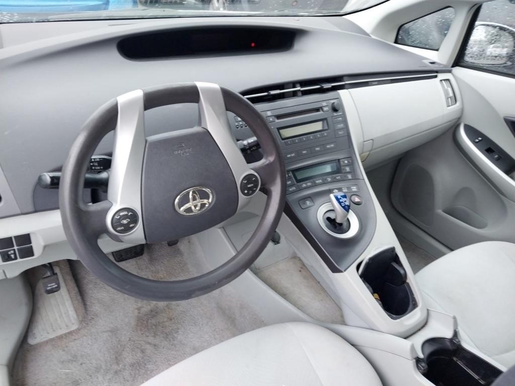 Toyota Prius Prius V 2010