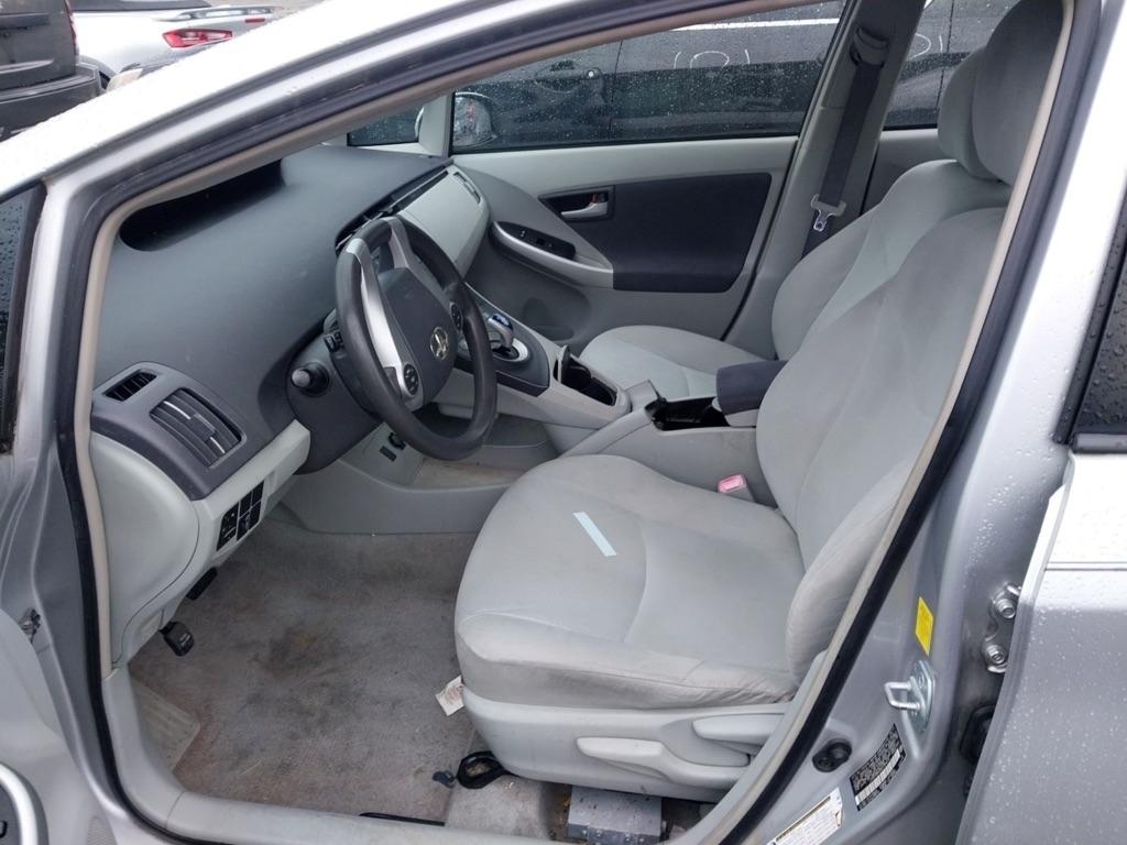 Toyota Prius Prius V 2010