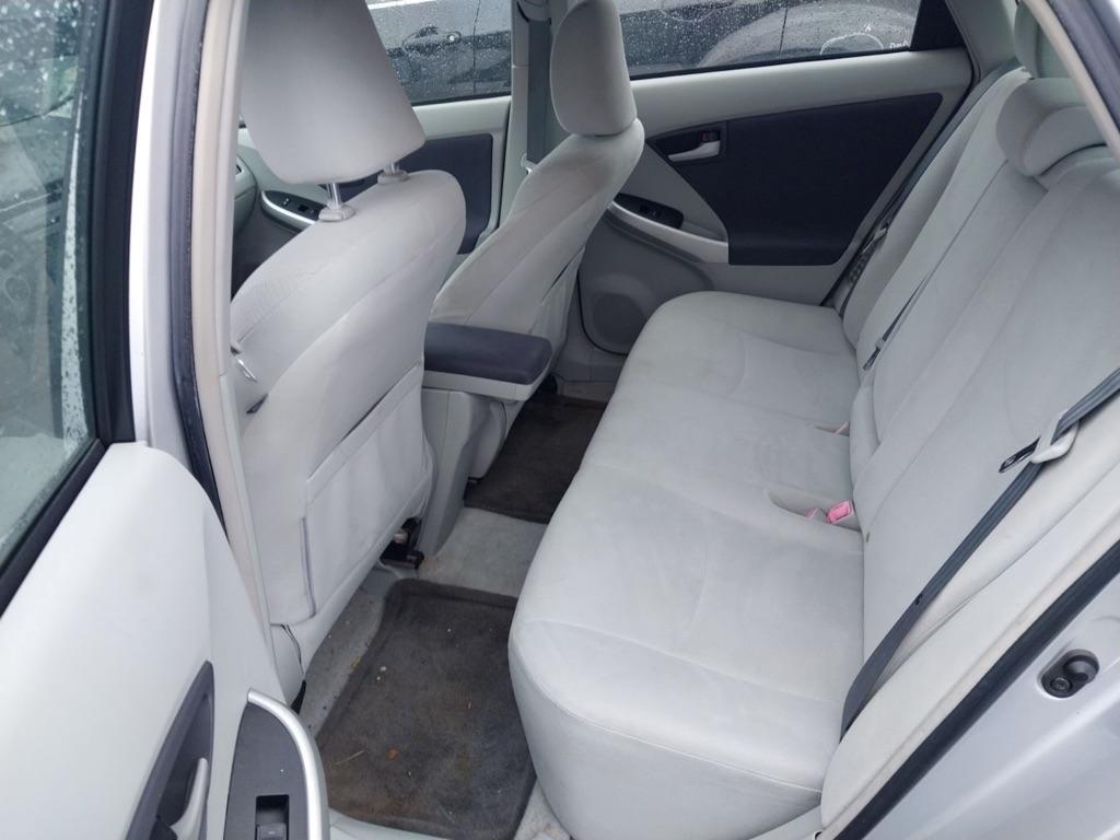 Toyota Prius Prius V 2010