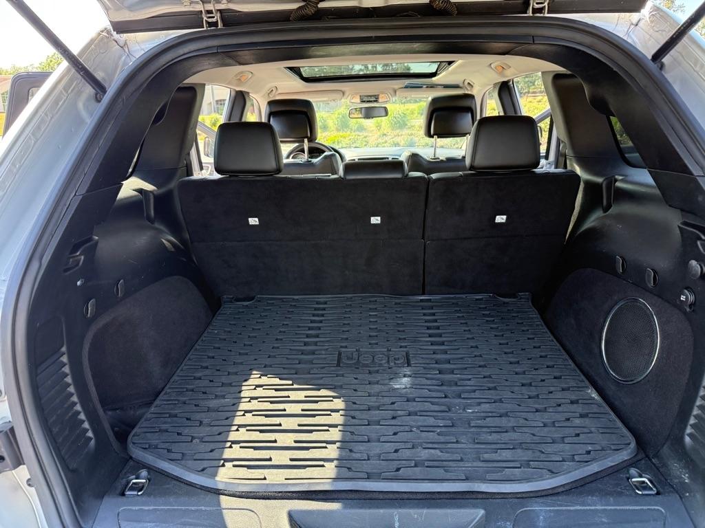 Jeep Grand Cherokee Laredo 2WD 2013