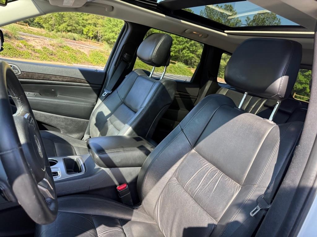Jeep Grand Cherokee Laredo 2WD 2013