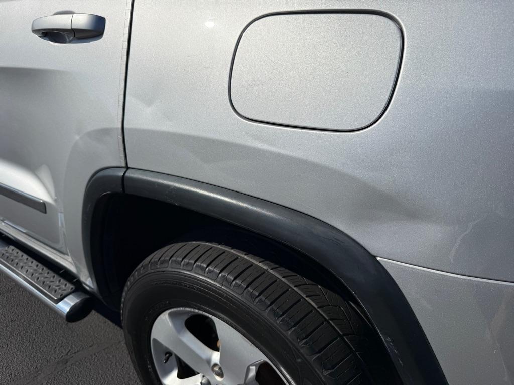 Jeep Grand Cherokee Laredo 2WD 2013