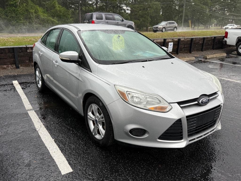 Ford Focus SE Sedan 2014