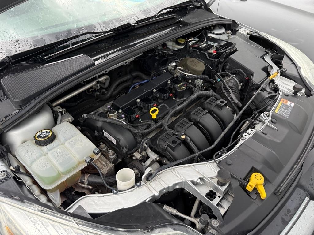 Ford Focus SE Sedan 2014