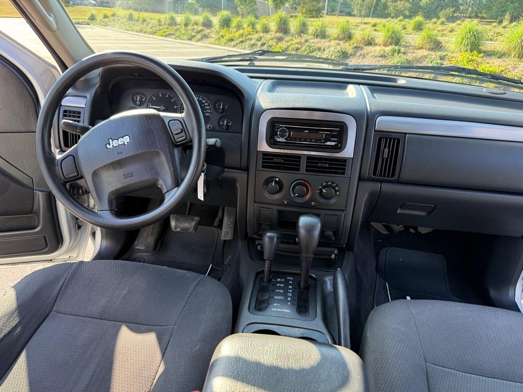 Jeep Grand Cherokee Laredo 4WD 2003