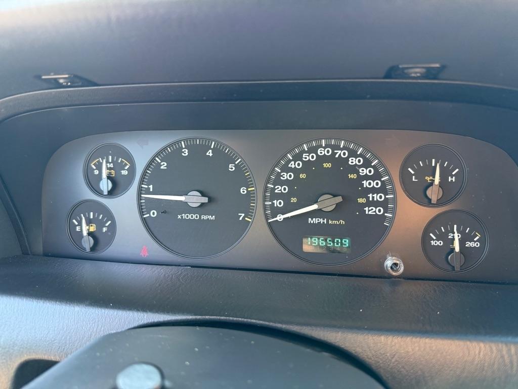 Jeep Grand Cherokee Laredo 4WD 2003