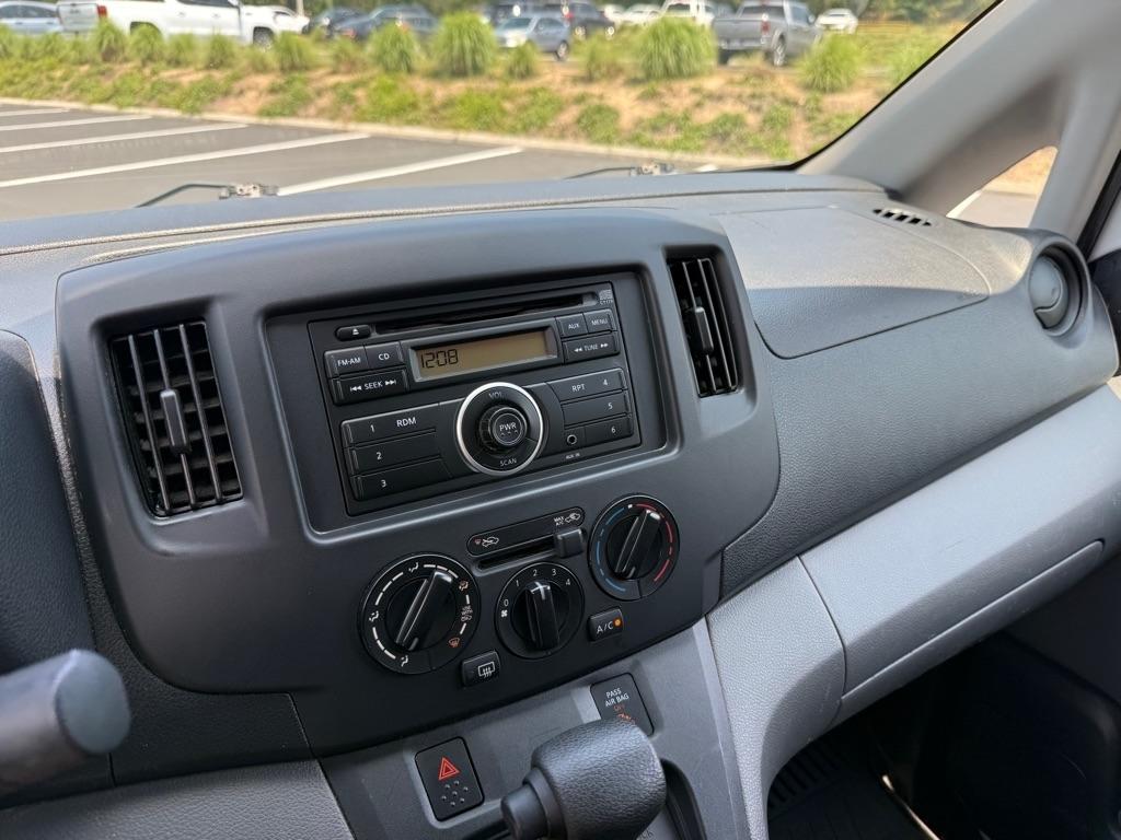 Nissan NV200 S 2014
