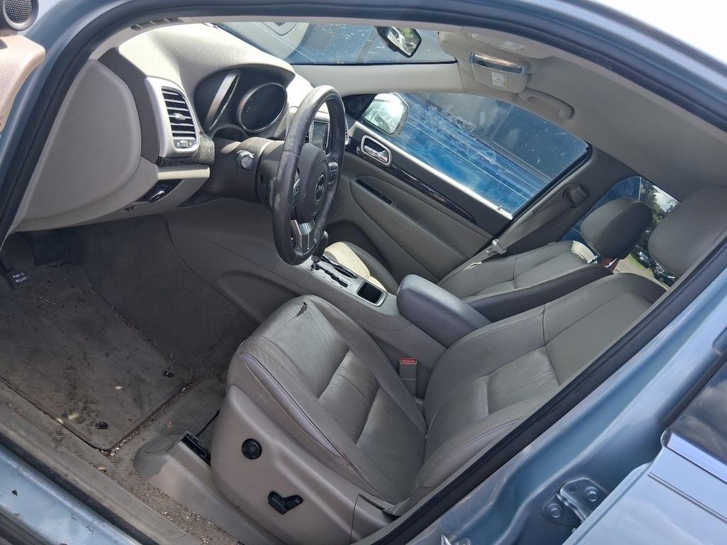 Jeep Grand Cherokee Laredo 2WD 2012