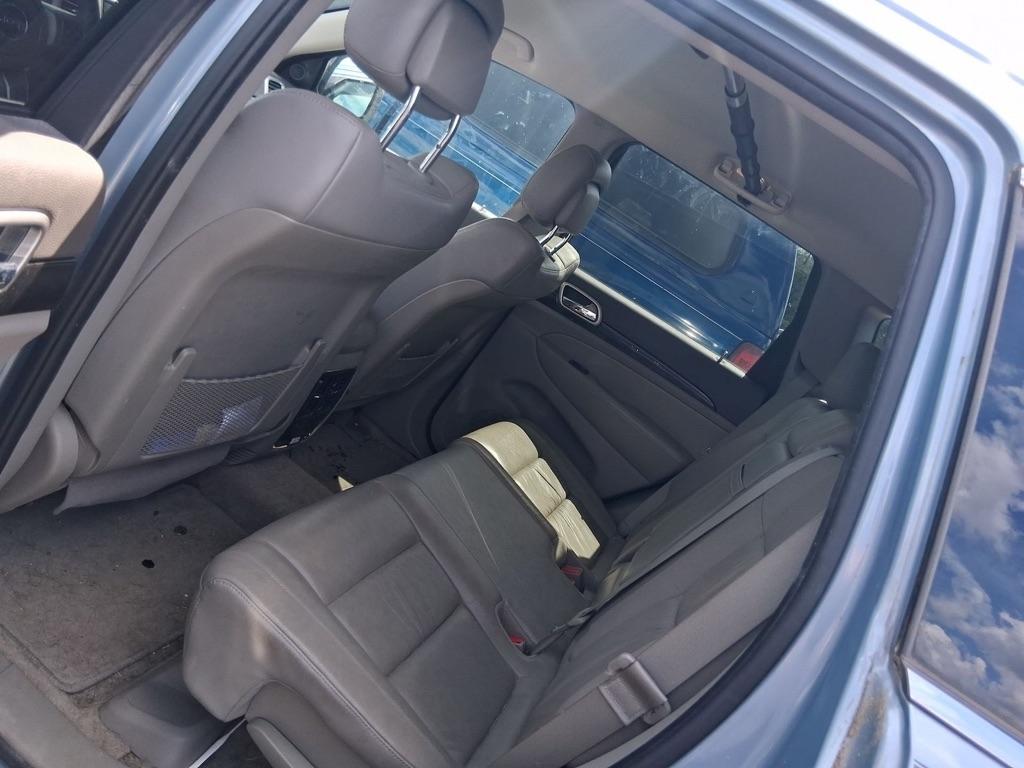Jeep Grand Cherokee Laredo 2WD 2012