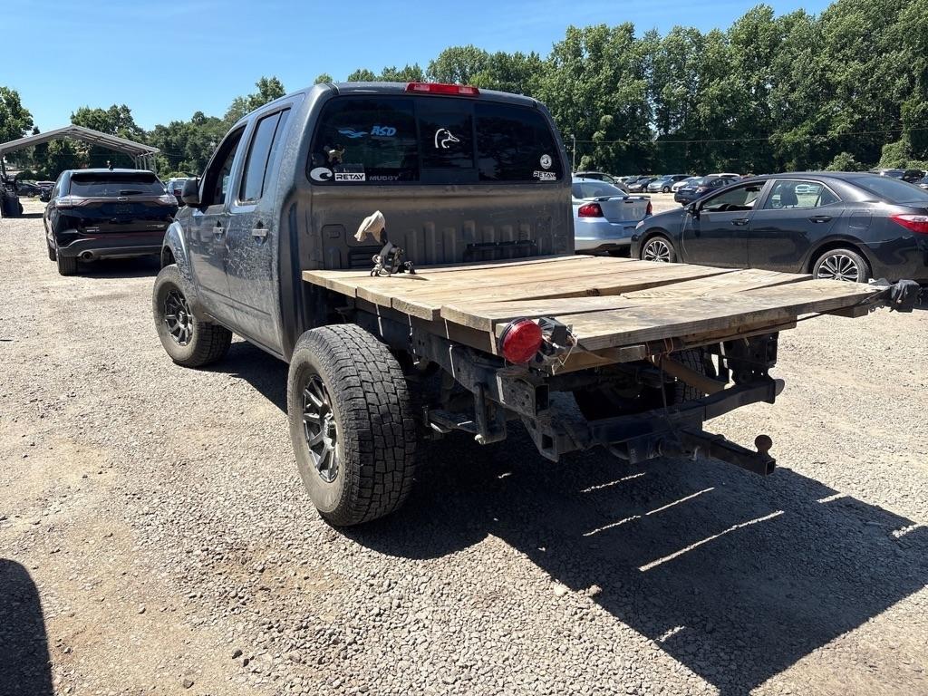 Nissan Frontier SL Crew Cab 5AT 4WD 2017