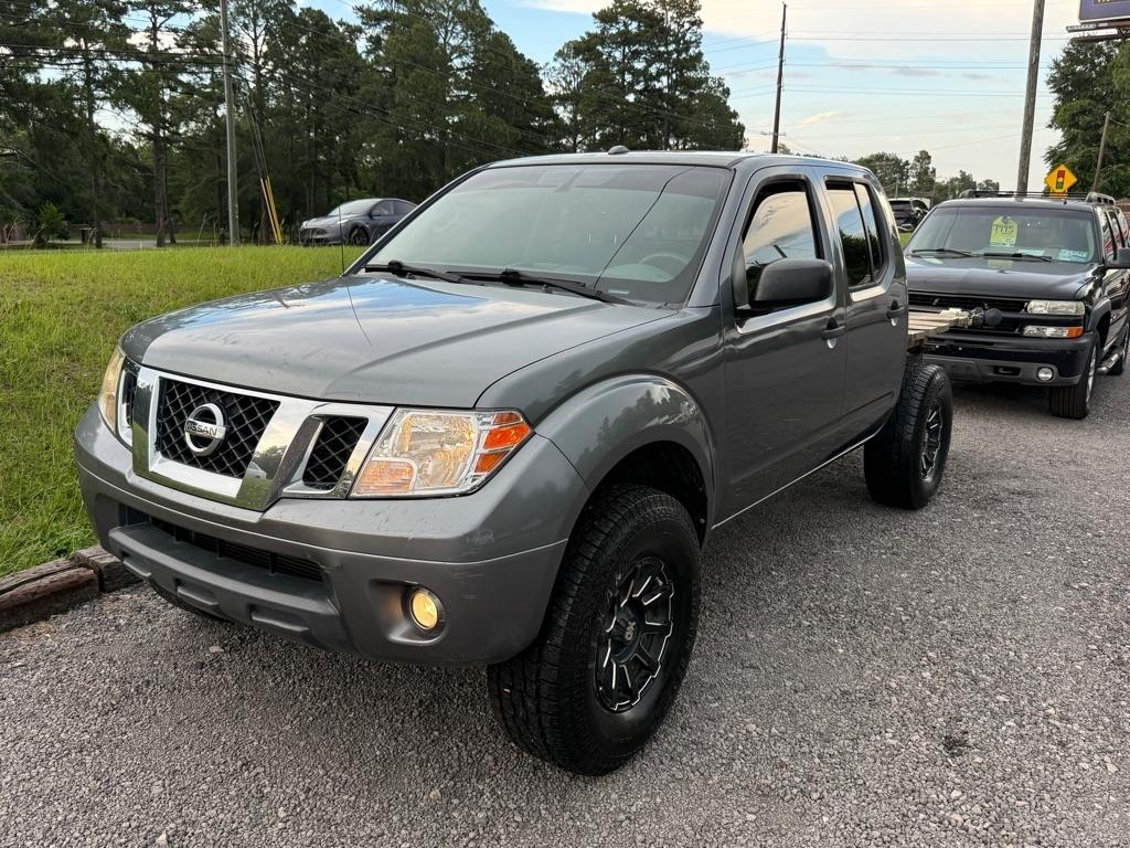 2017 Nissan Frontier SL Crew Cab 5AT 4WD