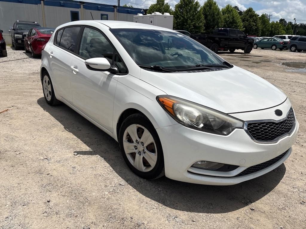 2016 Kia Forte 5-Door LX