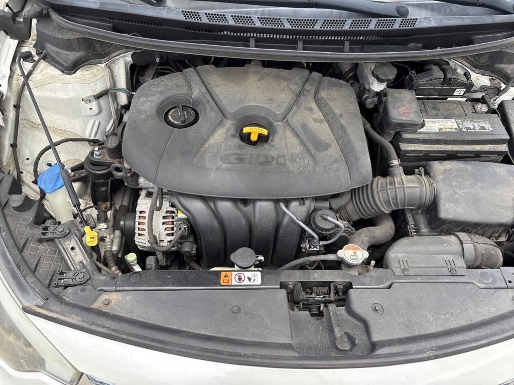 Kia Forte 5-Door LX 2016