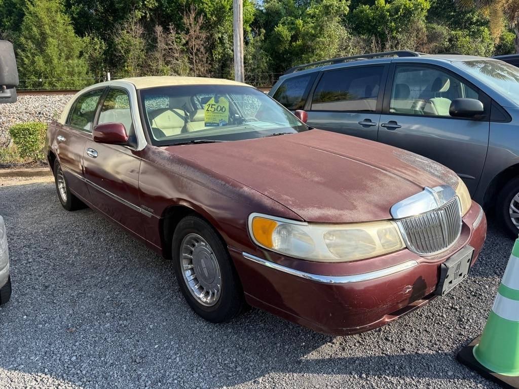 Lincoln Town Car Executive 2000