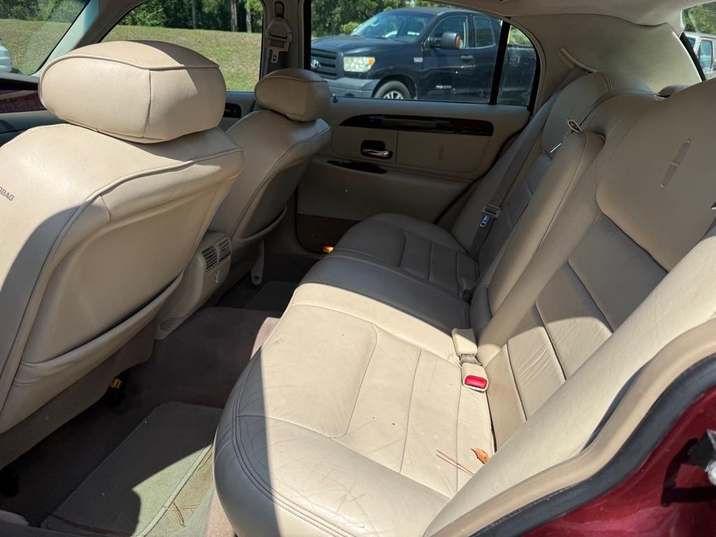 Lincoln Town Car Executive 2000