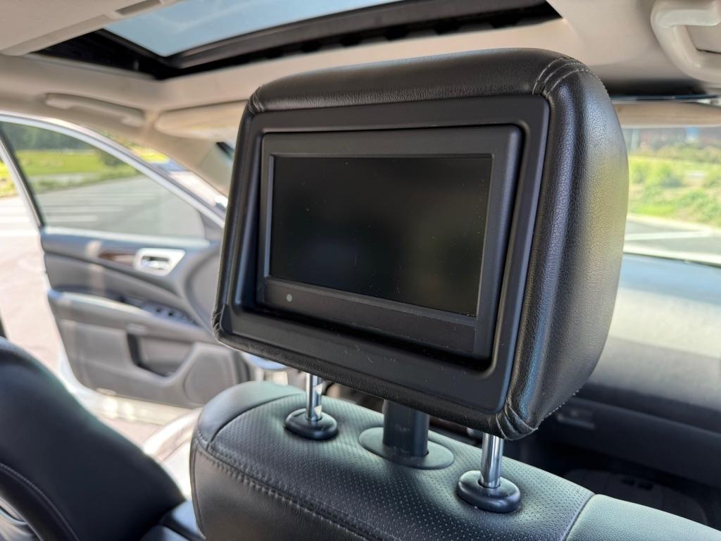 Nissan Pathfinder S 4WD 2013