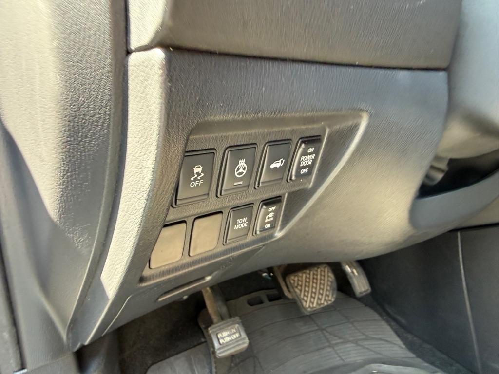 Nissan Pathfinder S 4WD 2013