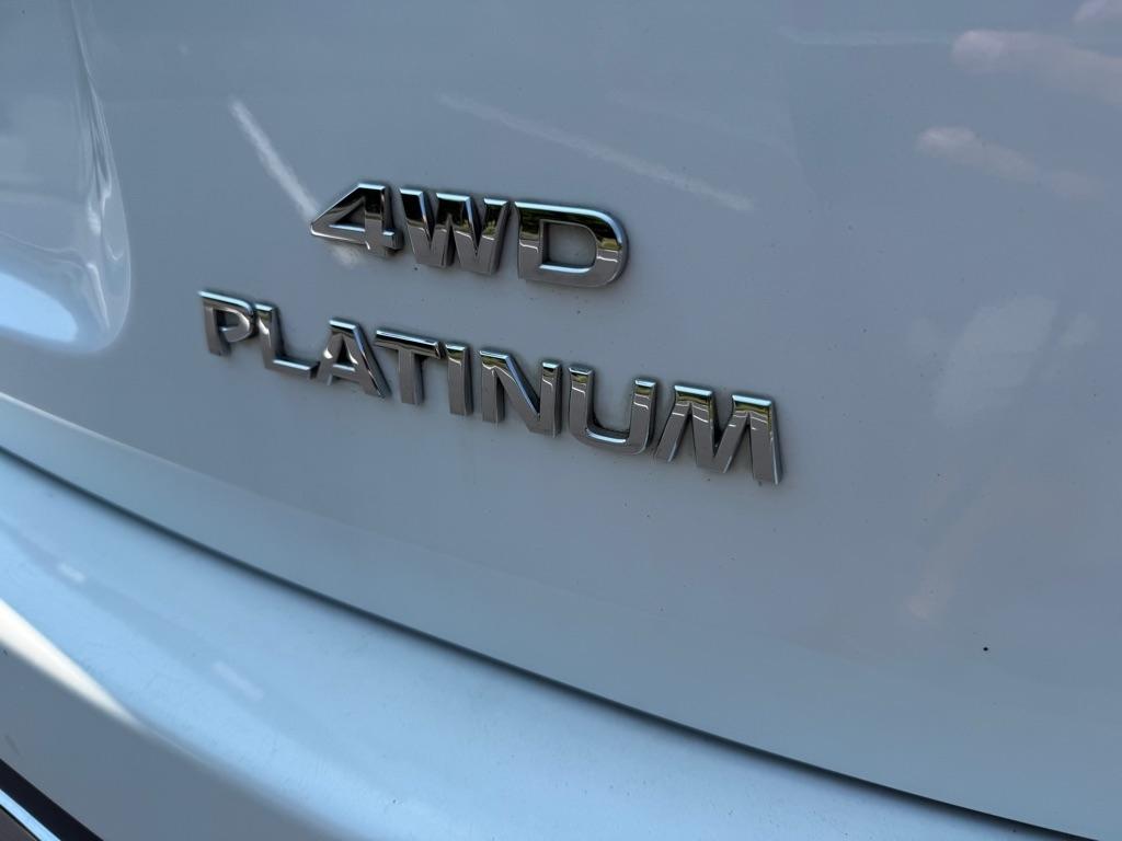 Nissan Pathfinder S 4WD 2013