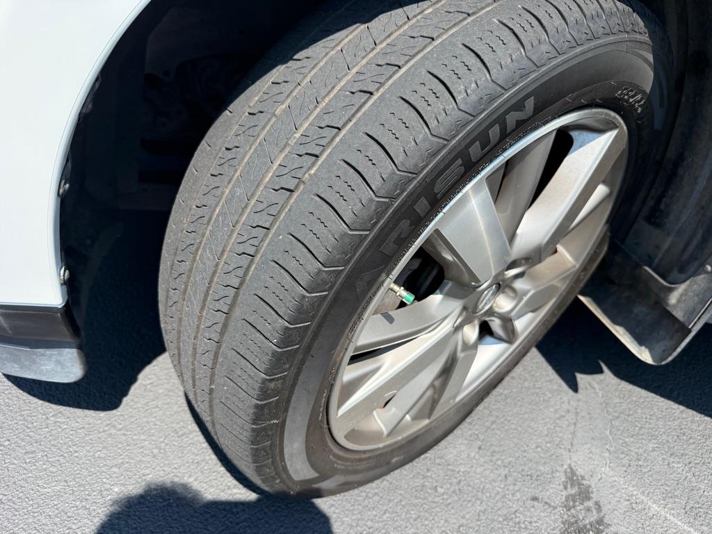 Nissan Pathfinder S 4WD 2013